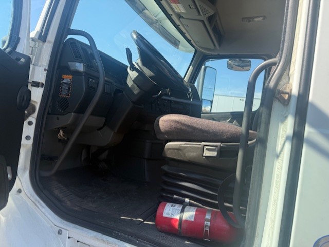 cb271105-ee74-404a-b8ea-f31528dc8ef2